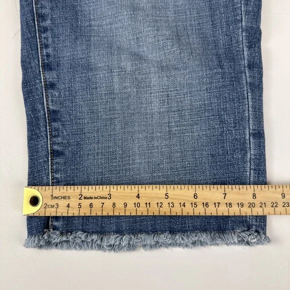 Lucky Brand Abbey Bermuda Shorts Women 6 28 Blue Denim Embroidered Frayed Hem - Picture 12 of 16